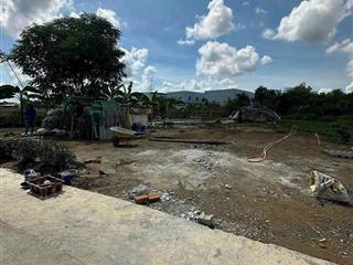 515tr chốt giá chính chủ bán .107m full thổ , đất tại long trạch  cần đước .  0843 378 ***