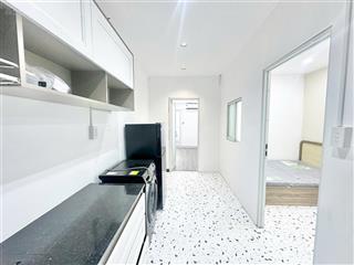 Cho thuê căn hộ 2pn máy giặt riêng, ban công gần quận 3  1, sân bay, bình thạnh  phú nhuận