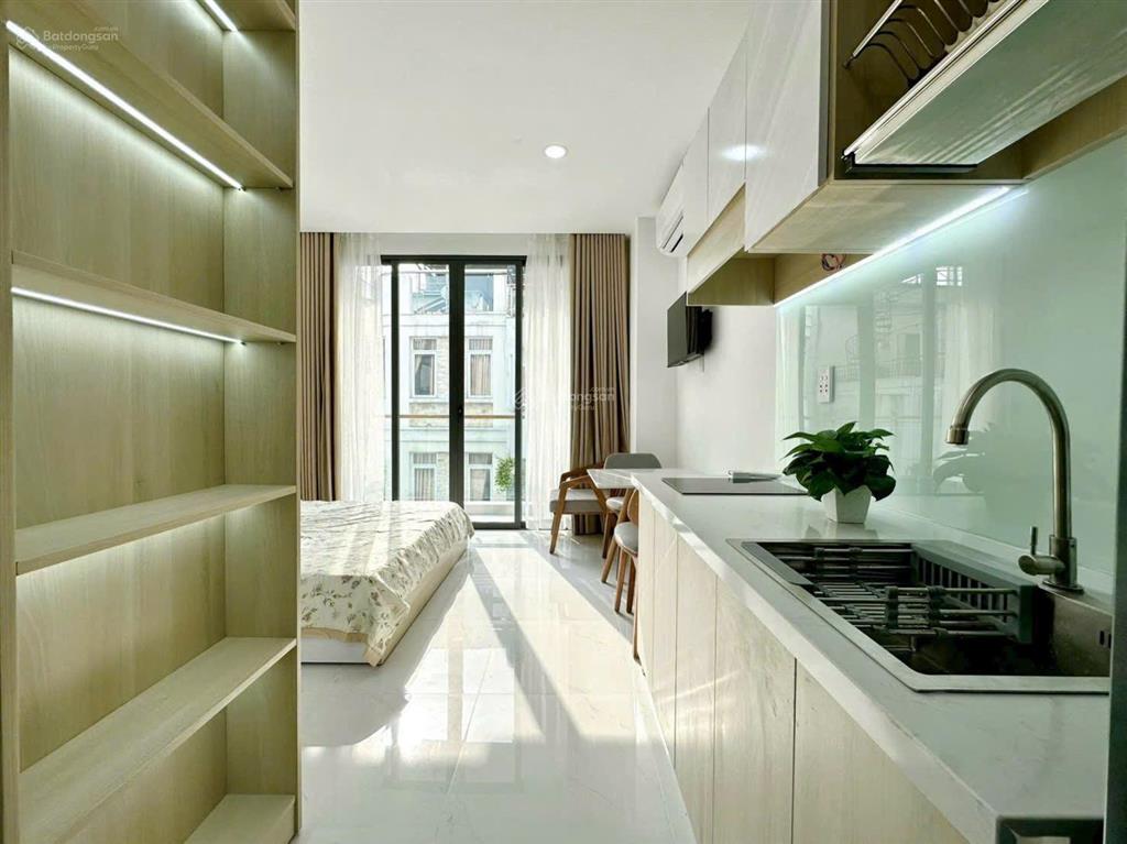 Cho thuê căn hộ 35m² ban công, giặt riêng gần quận 1, bùi đình túy, chợ bà chiểu mới keng 100%