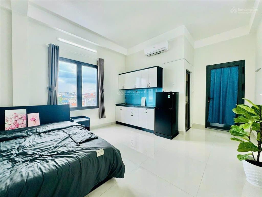 Nhận giữ phòng qua 11/3, phòng trọ gần chợ bà chiểu cửa sổ lớn, nhà mới ,gần quận 1,full nội thất