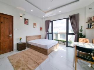 Cho thuê căn hộ 35m2 ban công khu tổ hợp phan xích long, gần bờ kè trường sa quận 1, quận 3 mới