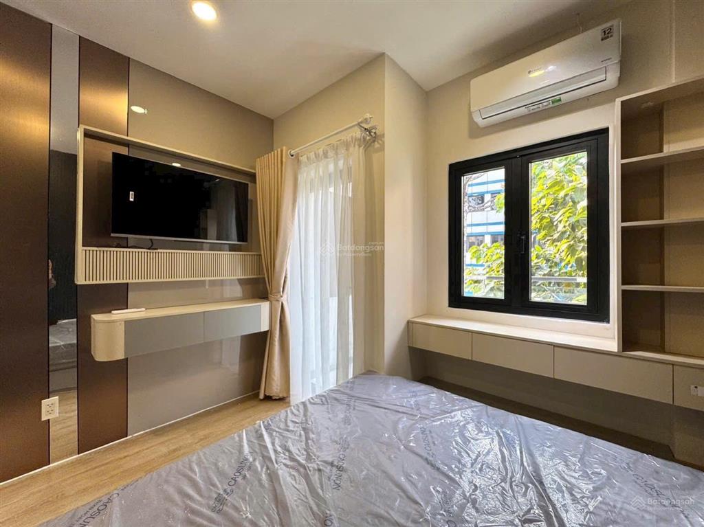 Cho thuê căn hộ mini 35m2, có ban công gần phan xích long, quận 1,3,10, tân bình, bình thạnh
