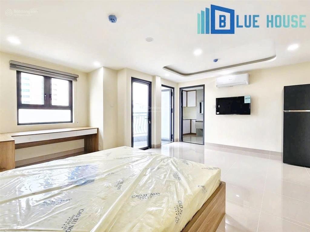 Cho thuê căn hộ 35m2 có ban công gần phan xích long  trường sa, quận 1, quận 3 full nội thất