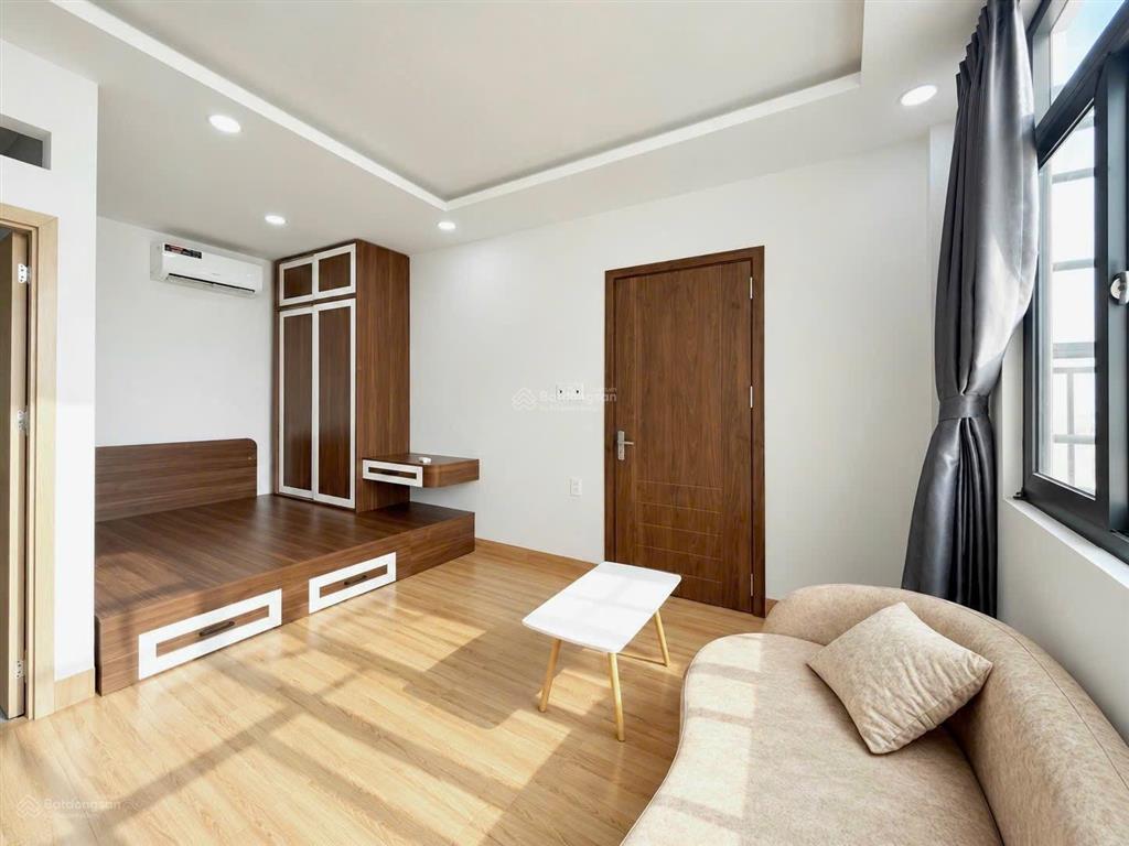 Khai trương dự án mới tone gỗ, có thang máy, gần sân bay, tại phú nhuận, gần quận 1,3,10, gần bờ kè