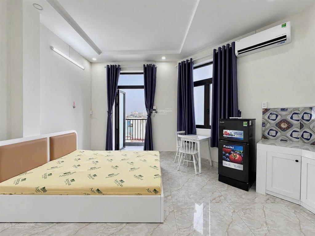 Chdv thích quảng đức phú nhuận 40m2 có ban công, máy giặt riêng, giờ tự do, gần sân bay tân sơn nhấ