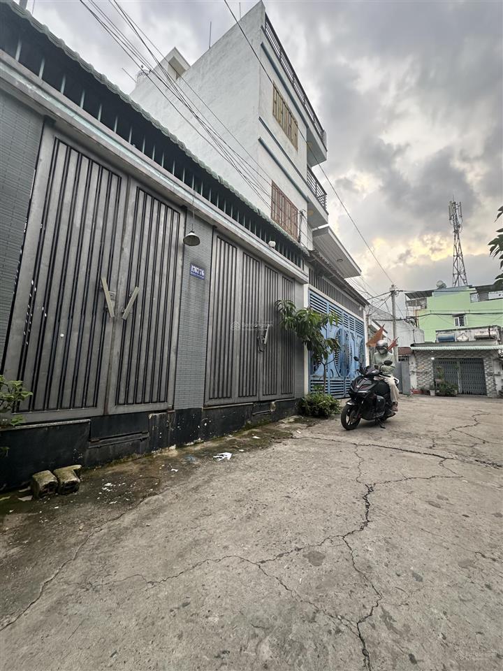 Bán nhà 5,6x20m shr tân thới hiệp, quận 12