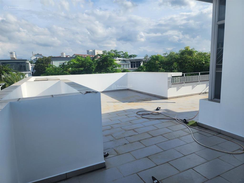 Cho thuê biệt thự đẹp tại 28d1a, riviera cove, 55 triệu vnd, 500m2