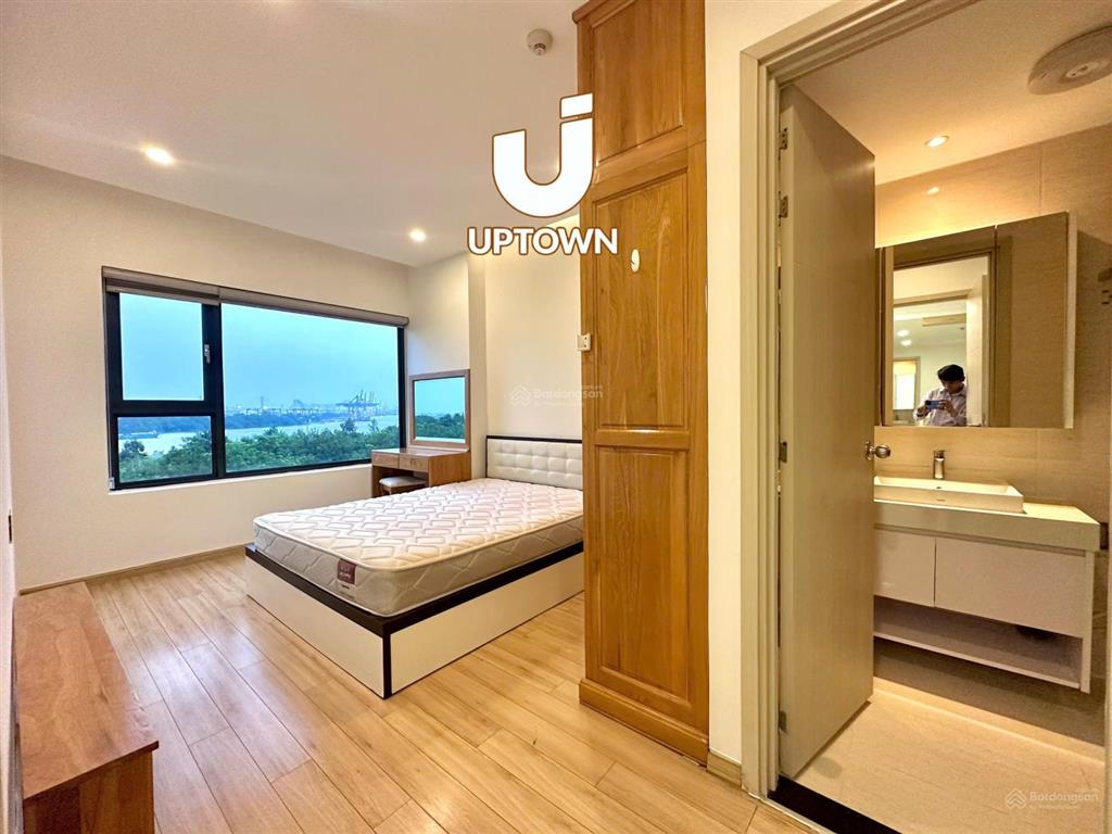 New city thủ thiêm bán căn góc 3pn 83m2  view sông  giá chỉ  8.4 tỷ bao hết