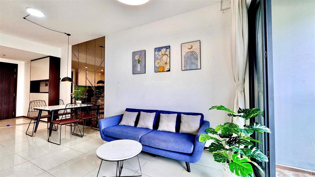 One verandah cho thuê căn 2 phòng ngủ, ban công đông bắc , full nội thất cao cấp giá chỉ 21 triệu