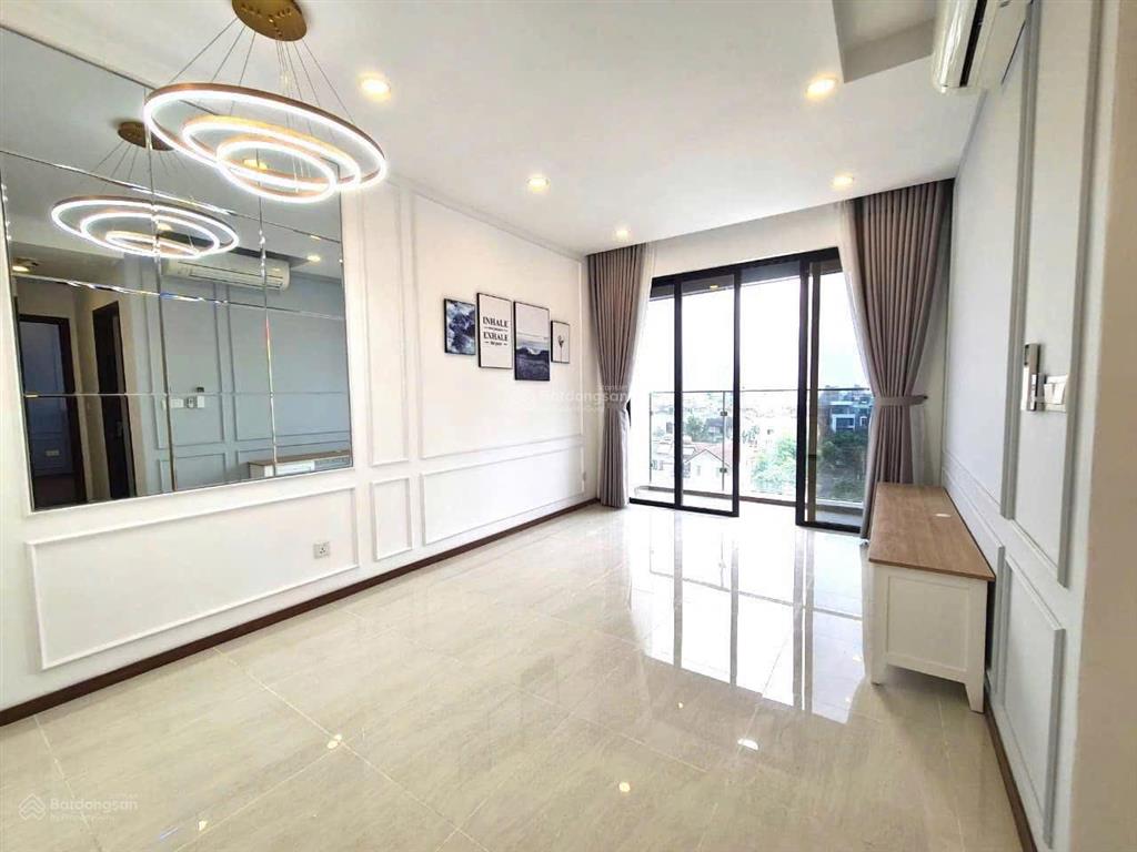 2pn one verandah nội thất cơ bản giá thuê cực tốt chỉ 17.5 triệu