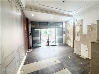 Mặt tiền phạm văn đồng, gần sân bay, ngang khủng 5m, vỉa hè 5m tiện kinh doanh, 36m2, 7.45, ko lg