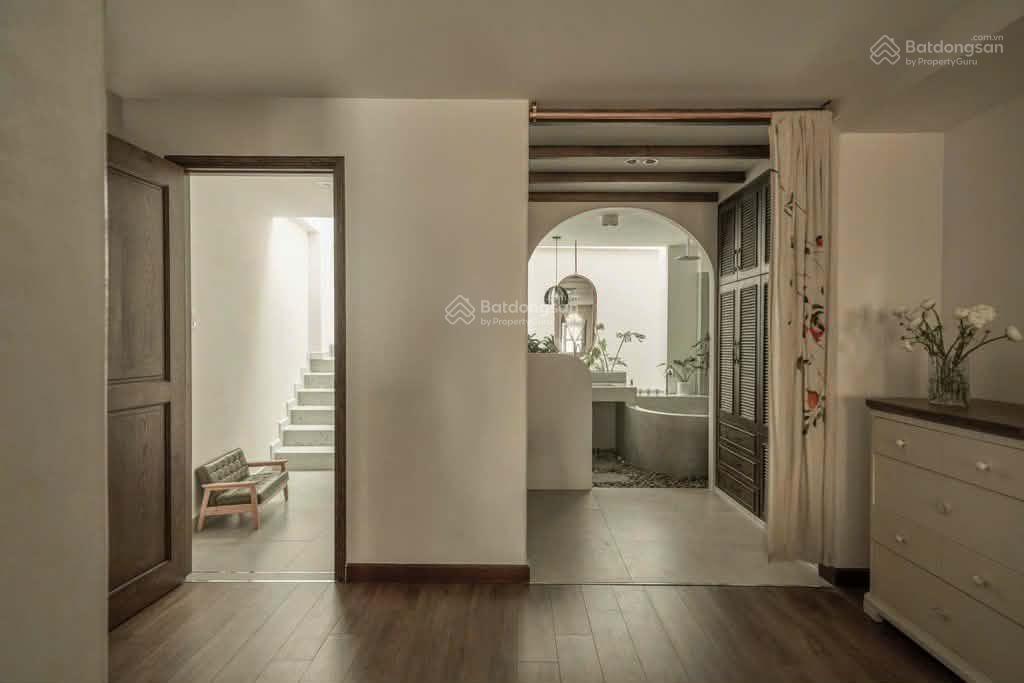 Hxt, 54m2, 4 tầng btct, 12.5 tỉ, nguyễn kiệm, phường đức nhuận (phú nhuận cũ), ngay khu biệt thự