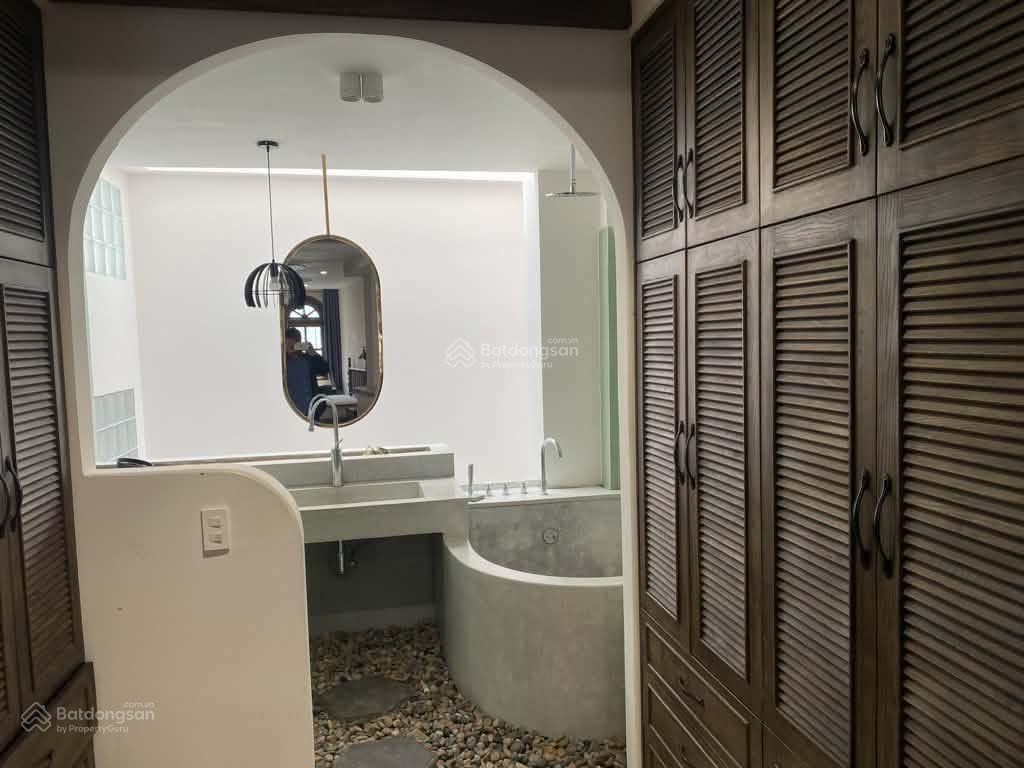 Hxt, 54m2, 4 tầng btct, 12.5 tỉ, nguyễn kiệm, phường đức nhuận (phú nhuận cũ), ngay khu biệt thự