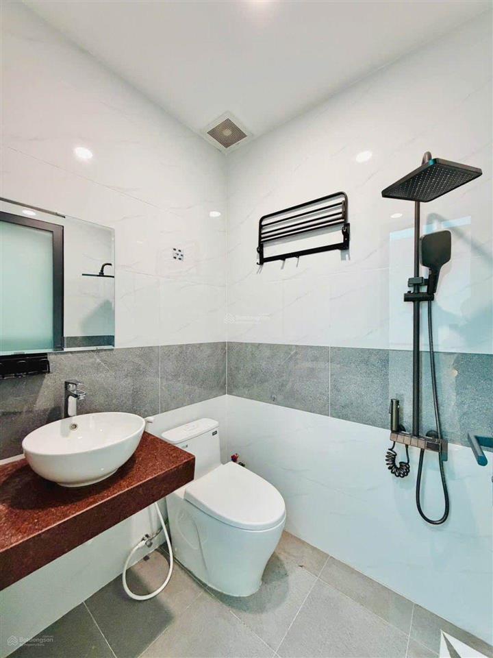 Lê văn thọ, 6.75 tỉ, ô tô ngủ trong nhà, 4pn, 3wc, 4x11 vuông, 43m2, shr, gần công viên làng hoa