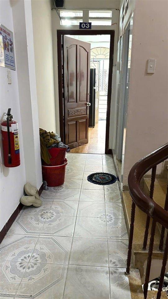 Nguyễn kiệm, phú nhuận, hẻm 6m, 4 tầng btct, 8,9 tỷ, đi bộ công viên gia định chỉ 5p, gần sân bay