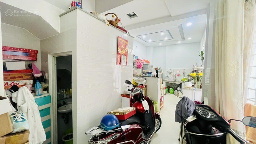 5.2x16 diện tích lớn, nguyễn đình chính, phú nhuận, 10 tỉ tl
