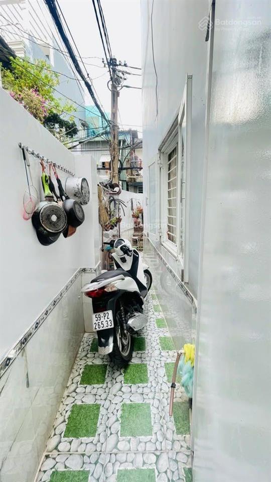 5.2x16 diện tích lớn, nguyễn đình chính, phú nhuận, 10 tỉ tl
