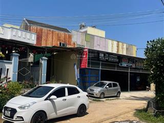 Chú cần bán nhà cấp 4 hẻm chính đường nguyễn trãi. cải tạo ít vào ở ngay. đường 5m rộng thoáng