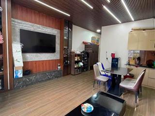 Vợ chồng trẻ ra riêng cần mua căn nhà riêng tư và để tích sản. bán nhà hẻm phan đình phùng đẹp