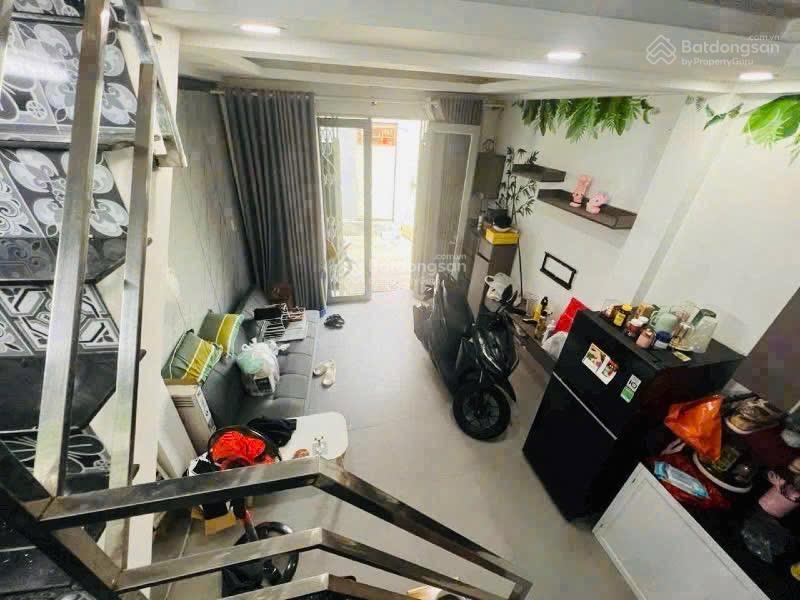 Cho thuê nhà nguyên căn 2 tầng gần ngay đỗ xuân hợp, chợ 339, trường võ văn hát giá 7tr