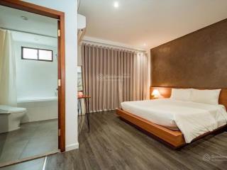 Khai trương căn hộ full nội thất cao cấp, cửa sổ lớn ngay trung tâm quận 10, đối diện vạn hạnh mall