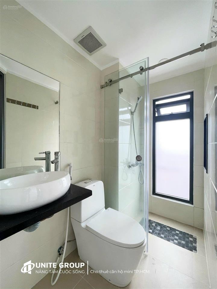 Cho thuê căn hộ 1pn, full nội thất, ban công, vị trí mặt tiền khánh hội quận 4, gần cầu ông lãnh