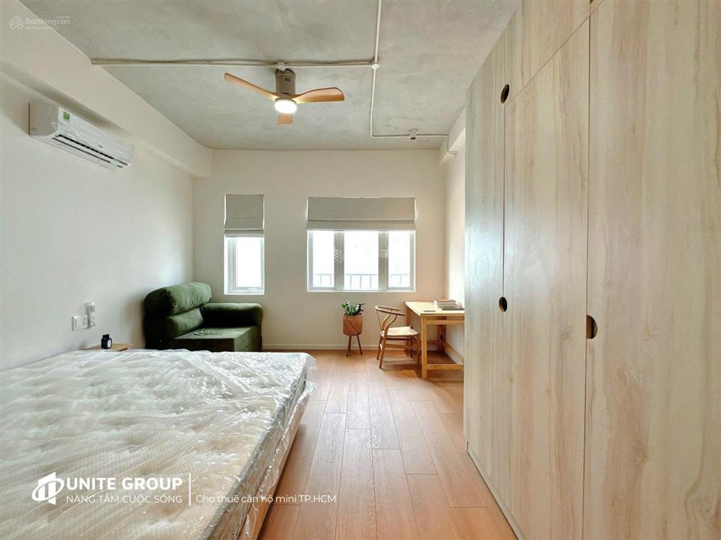 Cho thuê căn hộ 1pn, ban công rộng, máy giặt riêng ở trần hưng đạo quận 1, sau lưng bộ công an