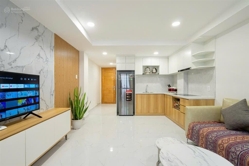 Cho thuê căn hộ full nội thất, ban công, máy giặt riêng ở trần đình xu quận 1, gần cầu ông lãnh