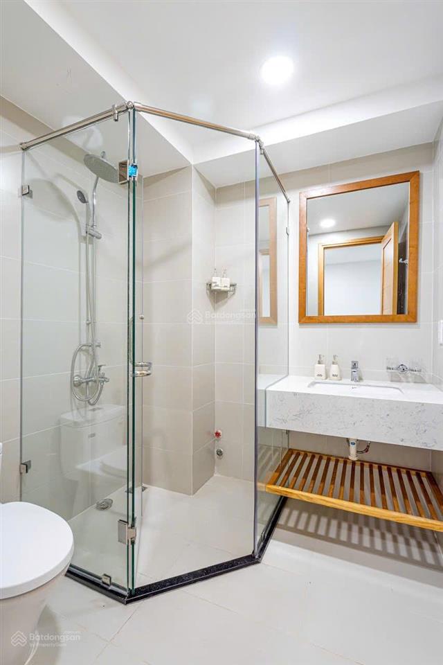 Cho thuê căn hộ full nội thất, ban công, máy giặt riêng ở trần đình xu quận 1, gần cầu ông lãnh
