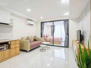 Cho thuê căn hộ full nội thất, ban công, máy giặt riêng ở trần đình xu quận 1, gần cầu ông lãnh
