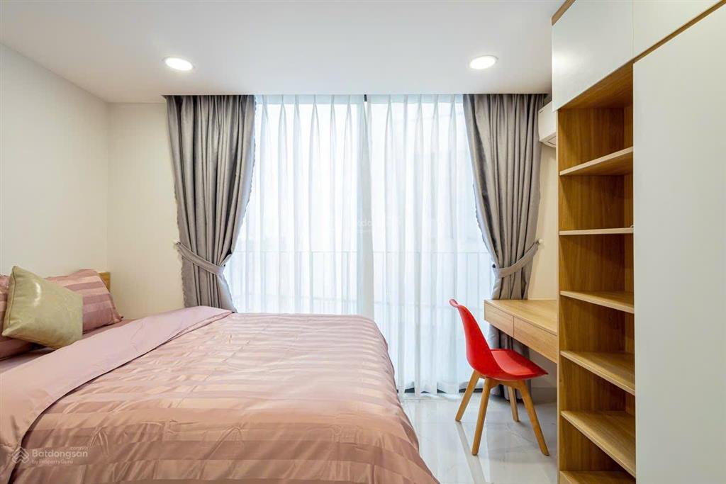 Cho thuê căn hộ full nội thất, ban công, máy giặt riêng ở trần đình xu quận 1, gần cầu ông lãnh