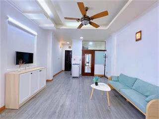 Cho thuê căn hộ full nội thất cao cấp, ban công ngay mặt tiền hoàng diệu quận 4, gần cầu khánh hội