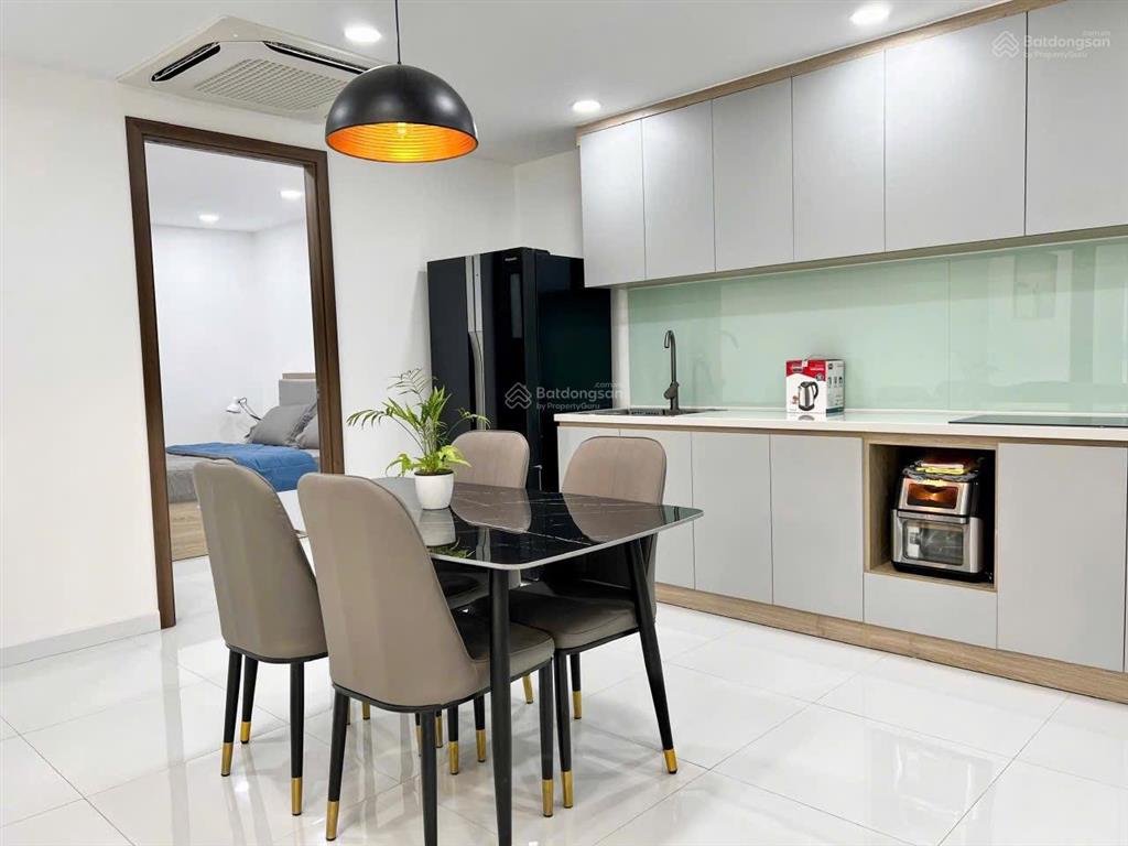 Cho thuê chdv 2pn full nội thất 100%, ban công, máy giặt riêng ngay nguyễn thị thập, gần lotte mart