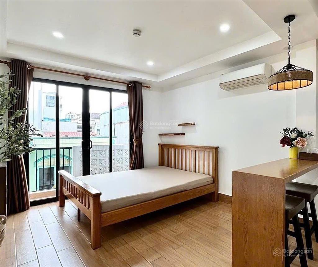 Khai trương căn hộ studio ban công, máy giặt riêng ngay tô hiến thành q10, đối diện go miền đông