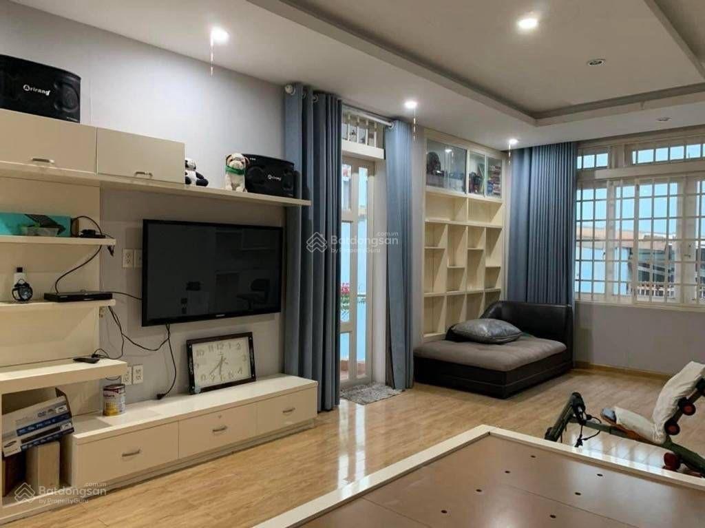 Siêu biệt thự 5tầng lê hoàng phái . p17 gò vấp  ngang gần 7  dt 150m(6.5 x23m)  chỉ 12.5