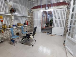 Nhà 3 tầng dt 142m2 (5.4x20m)  quang trung p10 gò vấp  chỉ 12tỷ kết cấu 3 tầng btct