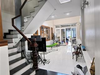 Nhà 5tầngquang trung p8 gò vấp hxt tránh thẳng 1 trục  dt82m2(4x21m)xe hơi vô nhà,chỉ 12.4 ty