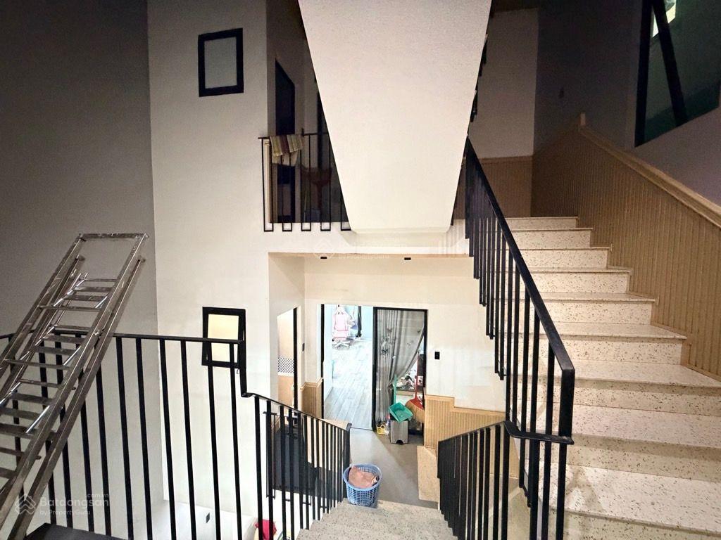 Nhà 4 tầng nguyễn kiệm p3 gò vấp dt 100m2 (5.2x20m) hẻm đối diện bv 175 chỉ nhỉnh 9 tỷ