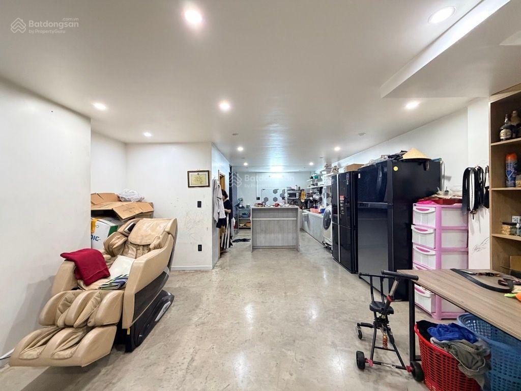 Nhà 4 tầng nguyễn kiệm p3 gò vấp dt 100m2 (5.2x20m) hẻm đối diện bv 175 chỉ nhỉnh 9 tỷ