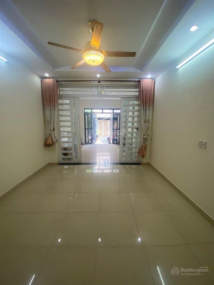 Nhà 3 tầng phạm văn chiêu p14 gò vấp dt 75m2 (4x19m) trước nhà 8m siêu rẻ 6.3tỷ