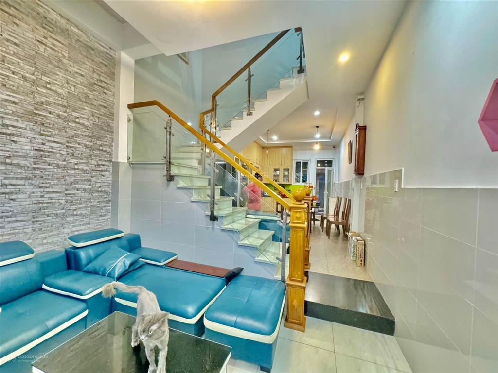 Nhà 3tầng.lê đức thọ p13 gò vấp. dt 92m2 (4x23m). hẻm xe hơi. nhỉnh 9tỷ