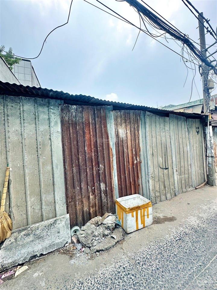 Nhà c4 quang trung p11 gò vấp. dt 77m2 (6.5x 12m), nhà cũ tiện xây mới chỉ 5.45 tỷ