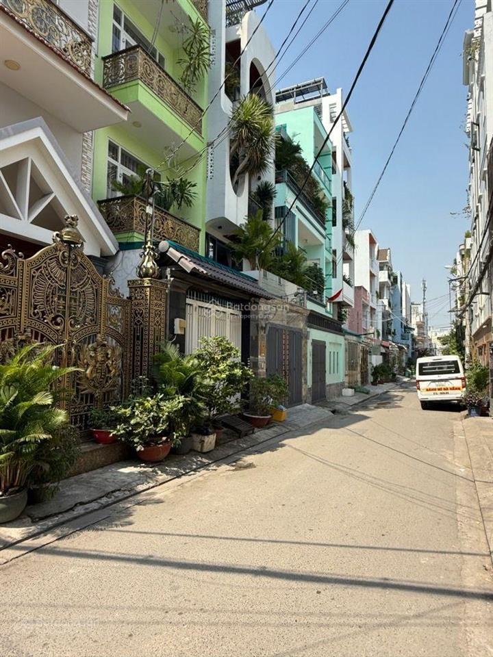 Vừa hiếm. vừa rẻ ngang 5.5m khu đồng bộ 6tầng đs59 p14 gò vấp dt 90m2(5.5x16m)đường thông