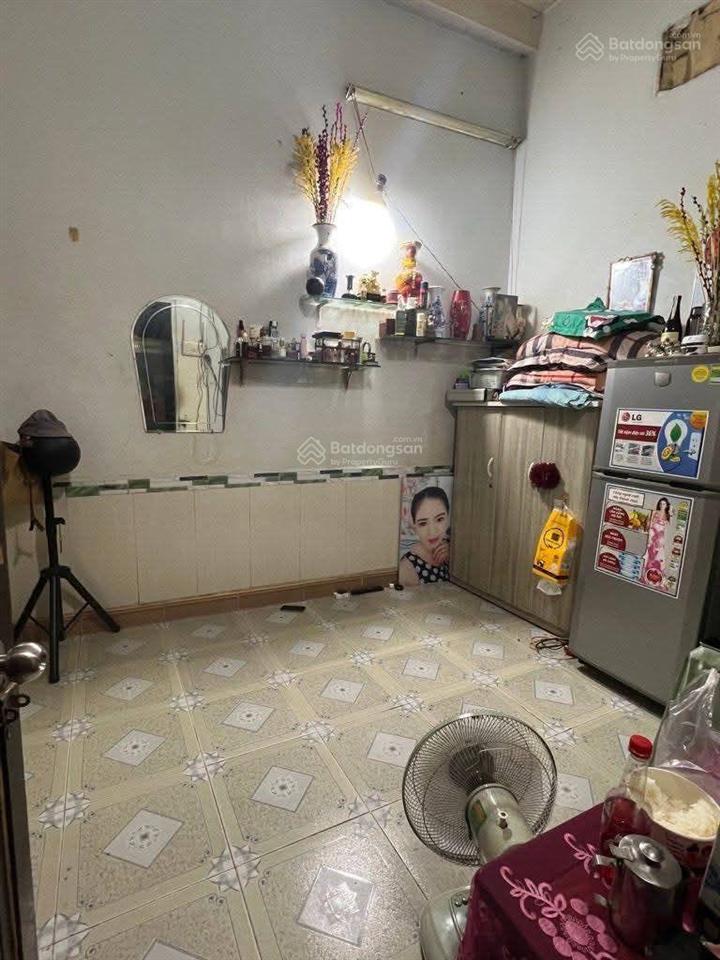 Nhà 3 tầng kiên cố ngay nguyễn kiệm, cạnh bv 175 diện tích đẹp 92m2 giá chỉ 7,8 tỷ