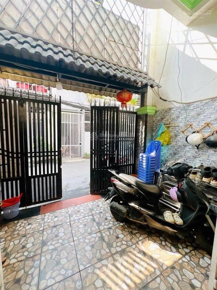 Nhà 2 tầng nguyễn tư giản p12 gò vấp dt 81m2. ngang 8m hẻm xe hơi 6m thông chỉ 8,9 tỷ