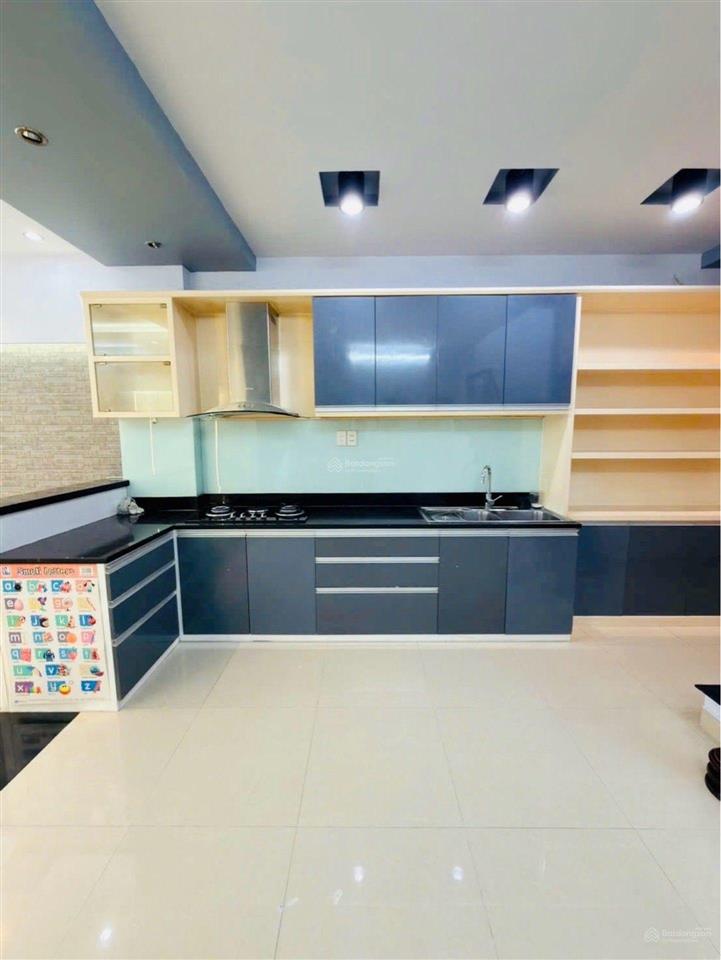 Siêu phẩm nhà đẹp diện tích lớn, 83m² (4.1x21.3m), hẻm xe hơi, gần mt đường. chỉ 6.95 tỷ
