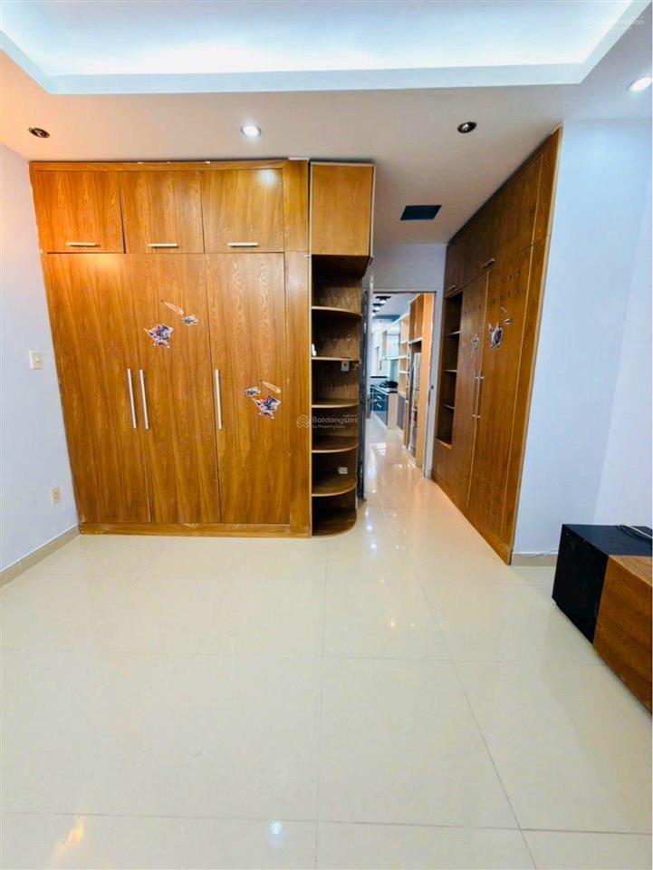 Siêu phẩm nhà đẹp diện tích lớn, 83m² (4.1x21.3m), hẻm xe hơi, gần mt đường. chỉ 6.95 tỷ