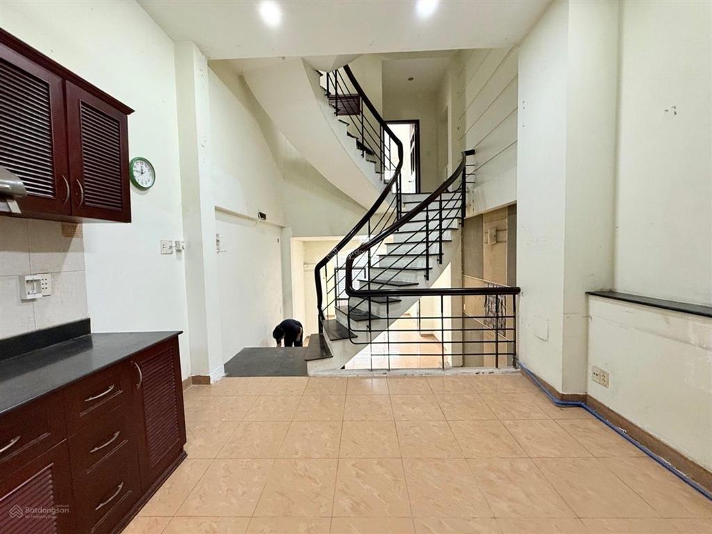 Hẻm xe tải kinh doanh trải nhựa thông  nguyễn văn lượng  80m (4.1x20)  5 tầng btct  chỉ 10,9 tỷ