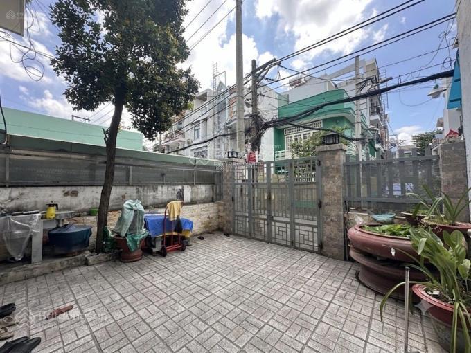 Nhà 4 tầng hẻm 8m thông, quang trung p14 gò vấp, dt 5.2x18m, nhỉnh 9tỷ