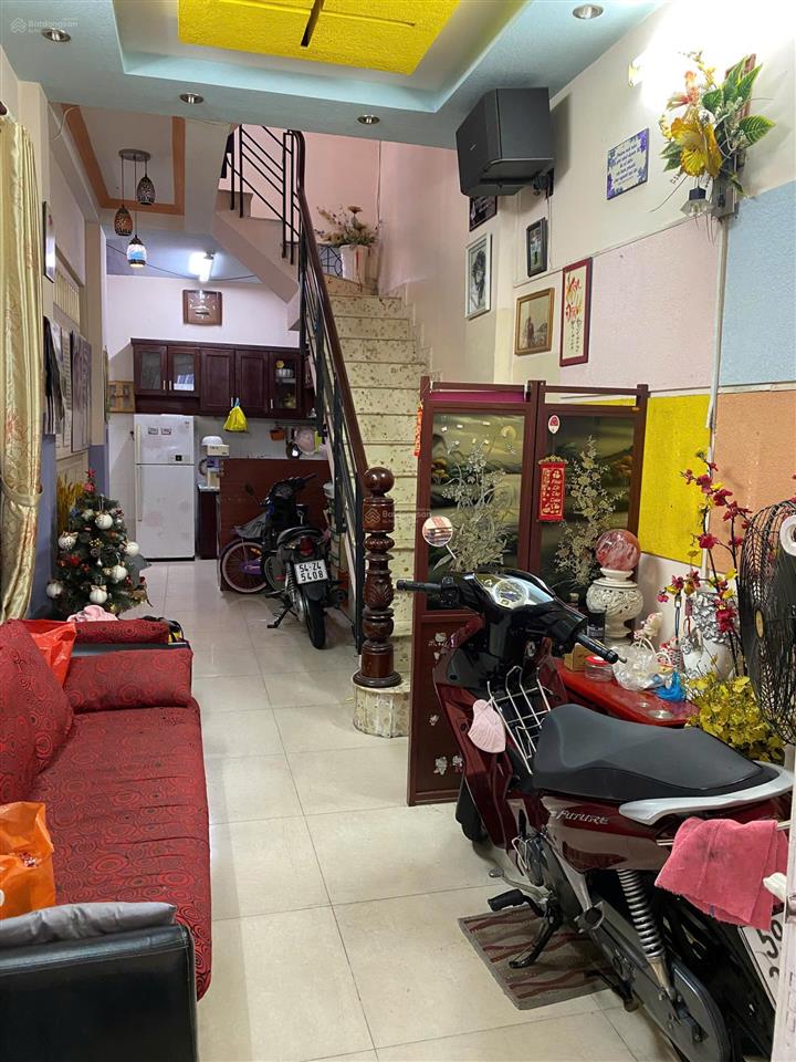 Cần bán gấp nhà riêng tại đ. tôn đản, q4, giá 4,7 tỷ, 47m2, 3pn, 3wc